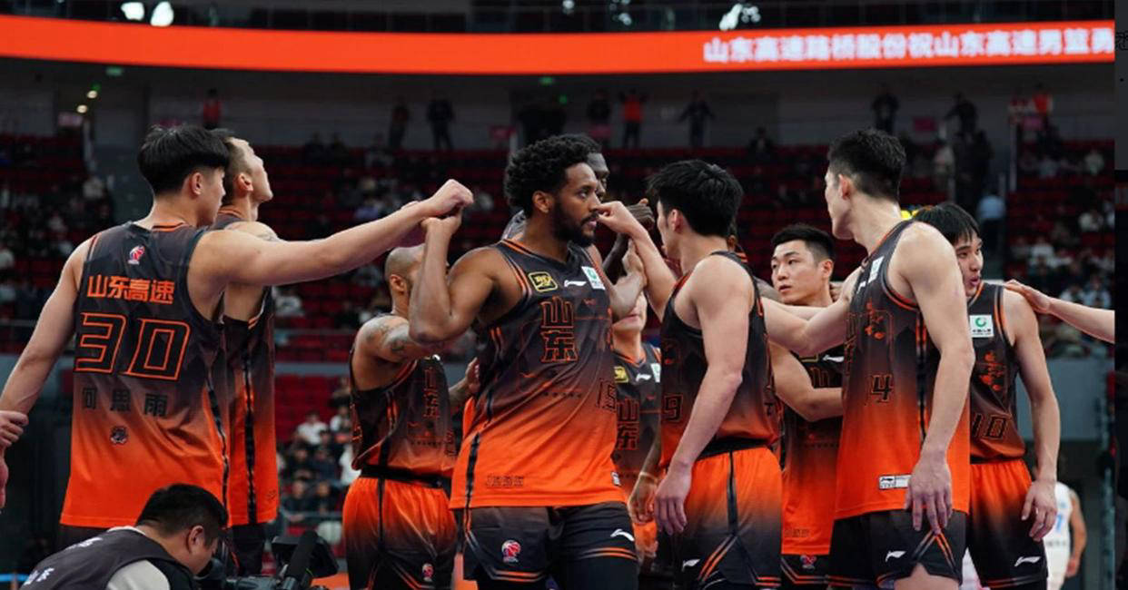 九游娱乐中国官网-CBA常规赛今晨走向成谜，山东男篮造点机会，管理层满意，年轻球员得到机会的简单介绍